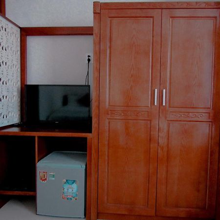 Hoang Dat Hotel ドンホイ エクステリア 写真