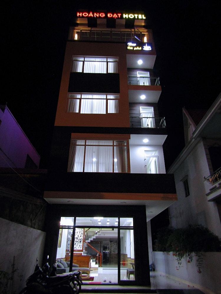 Hoang Dat Hotel ドンホイ エクステリア 写真